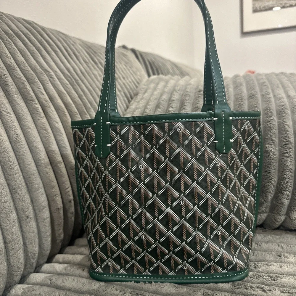 Women's Green Logo Mini Tote Bag Open Top Double Handles White Stitch Geometric